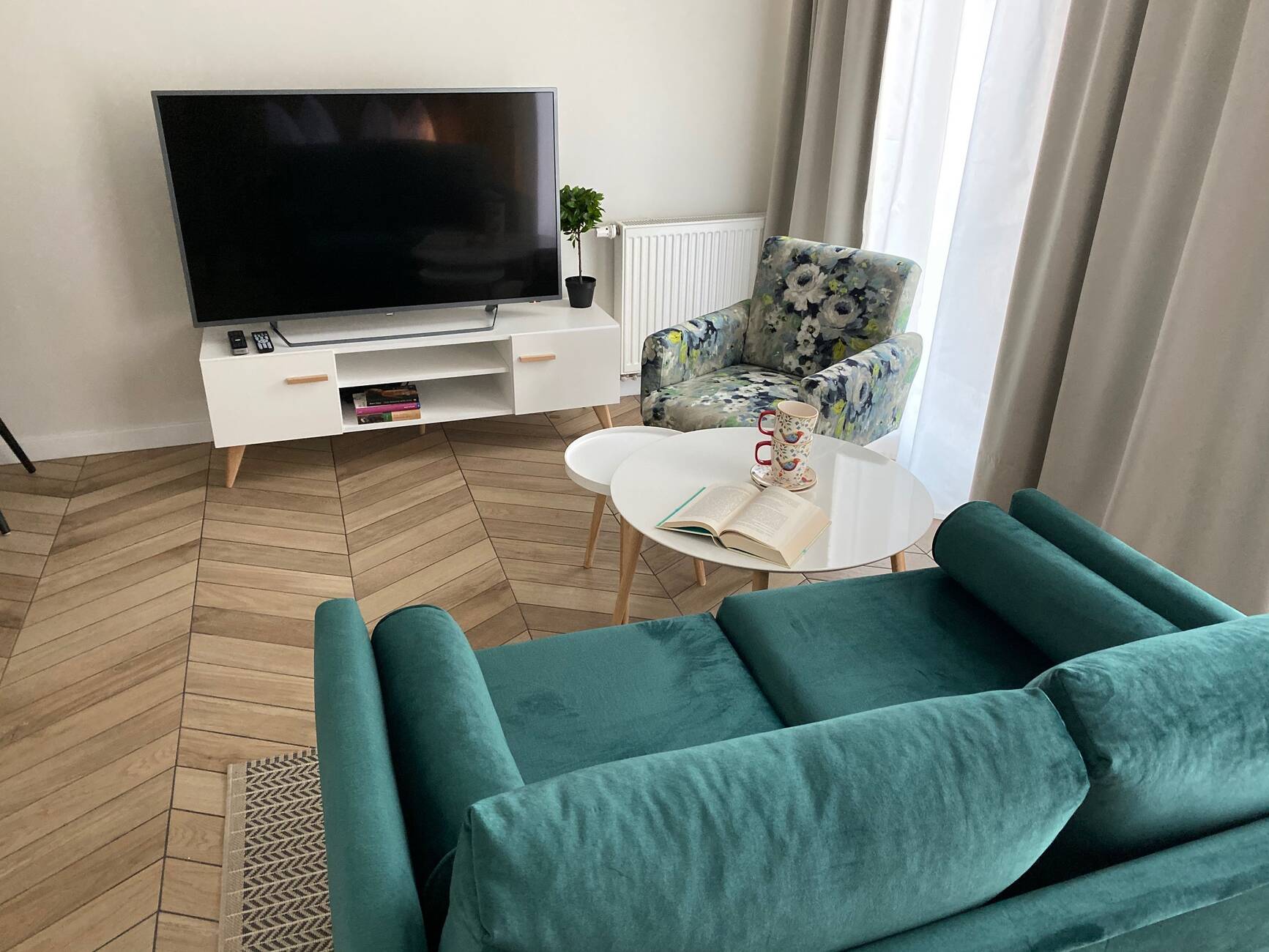 studio 2 apartament z tv